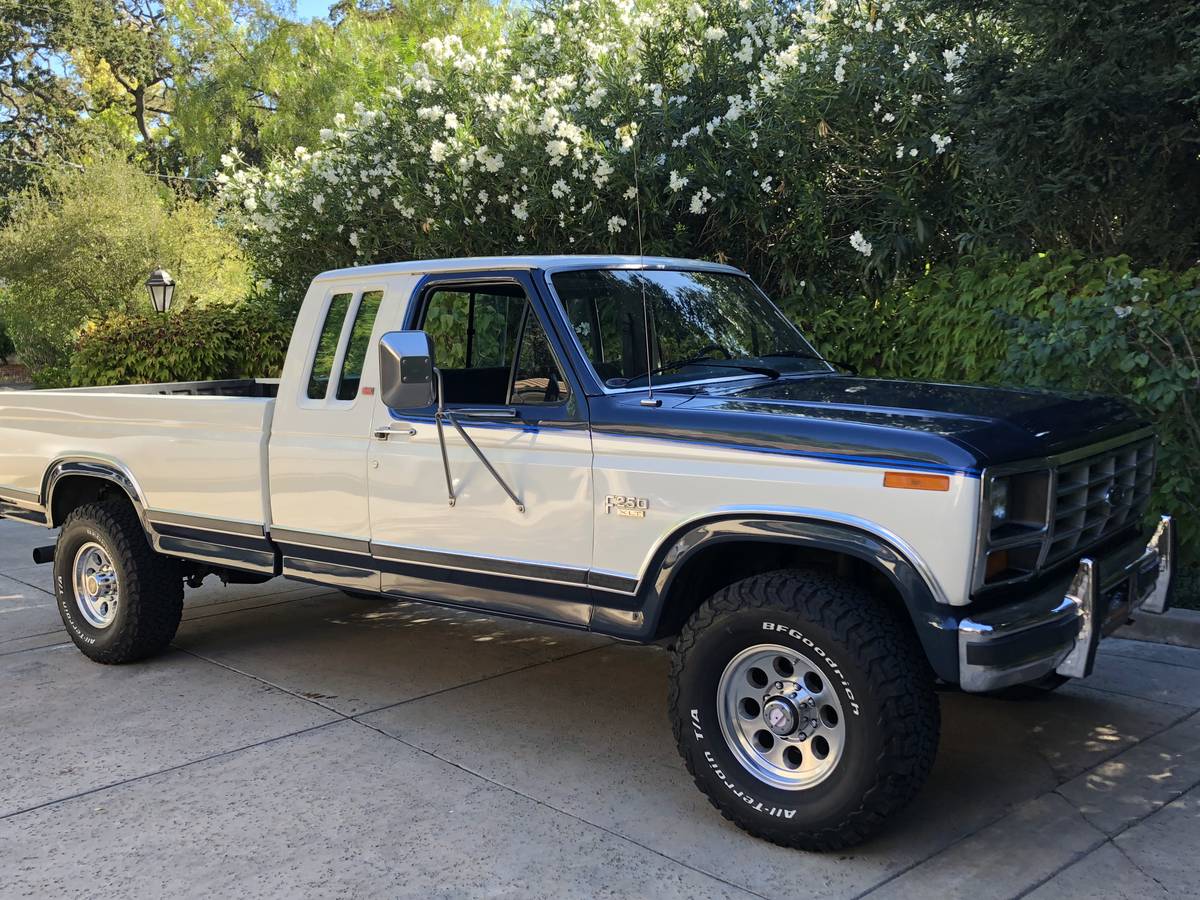 Ford-F-250-1986-1