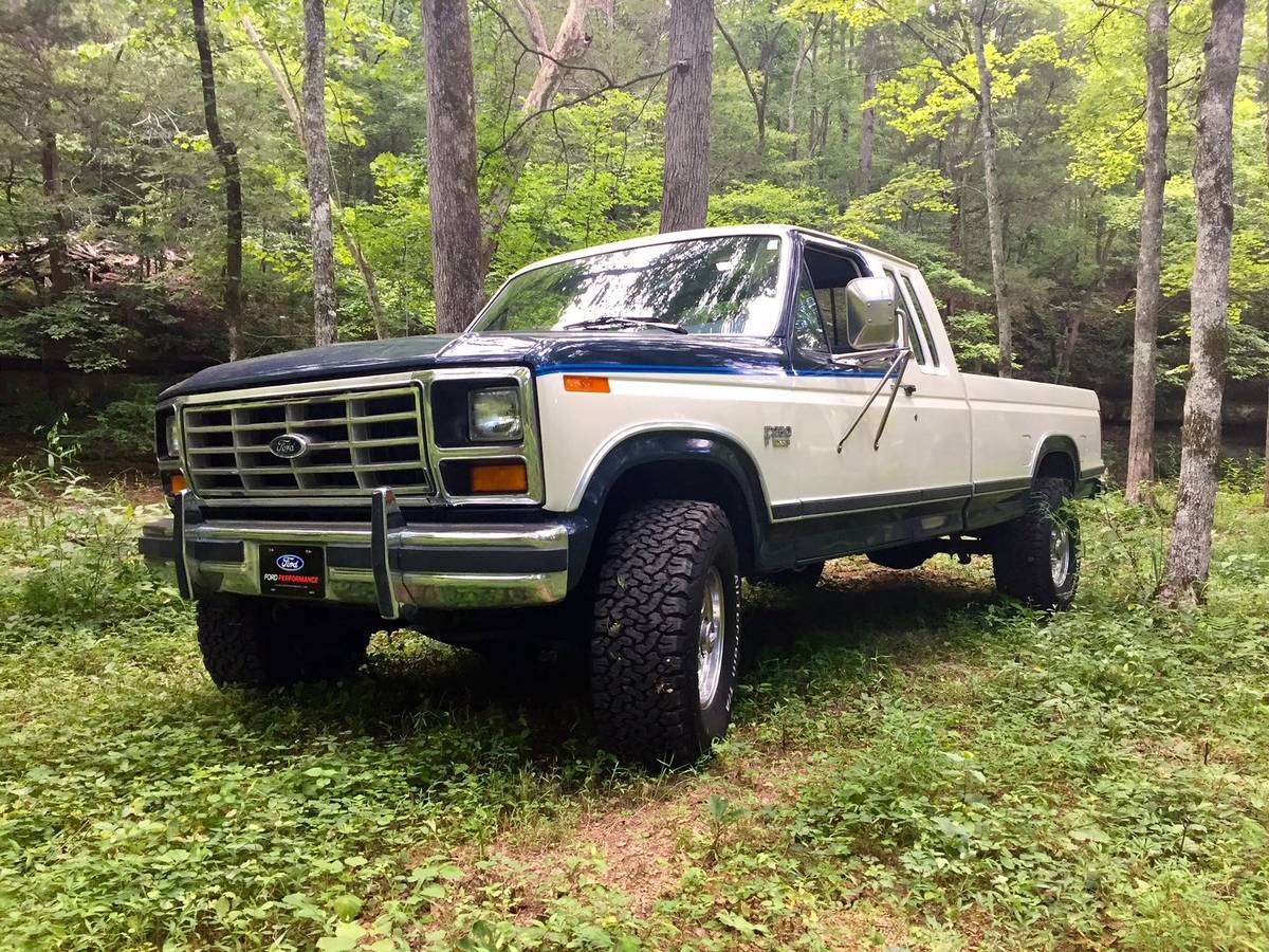 Ford-F-250-1986-3