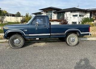 Ford-F-250-1986-5