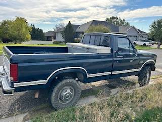 Ford-F-250-1986-8