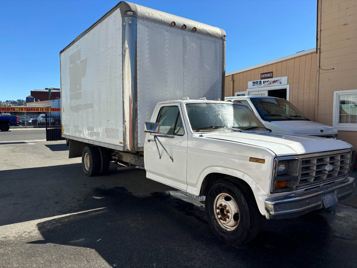 Ford-F-350-1985-6