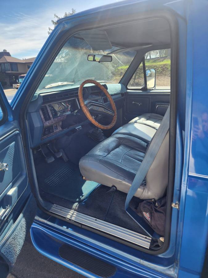 Ford-F-350-diesel-1985-2