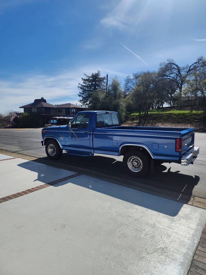 Ford-F-350-diesel-1985-3