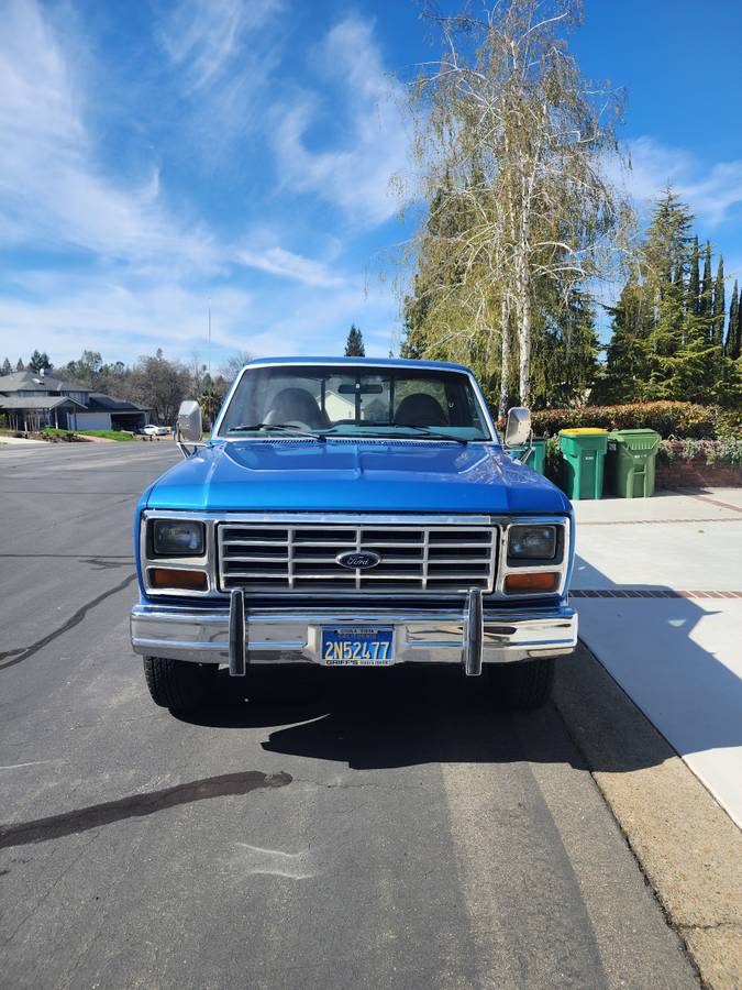 Ford-F-350-diesel-1985