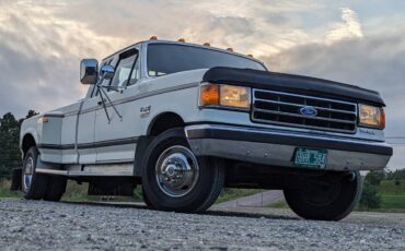 Ford-F-350-xlt-lariat-super-cab-drw-diesel-1990