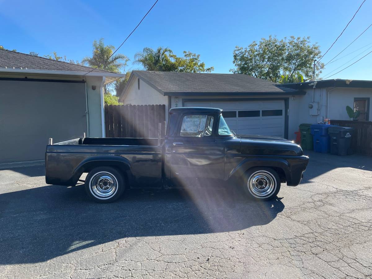 Ford-F100-1957-1