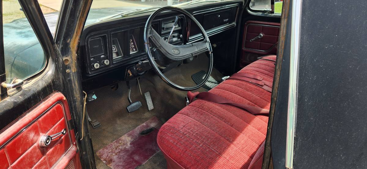 Ford-F100-1973-16