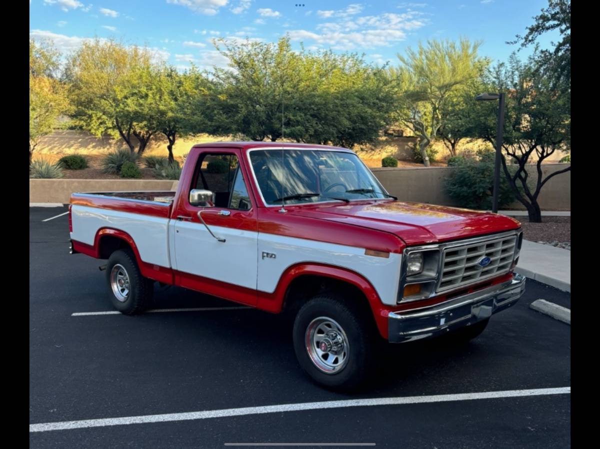 Ford-F150-4x4-shortbed-1982