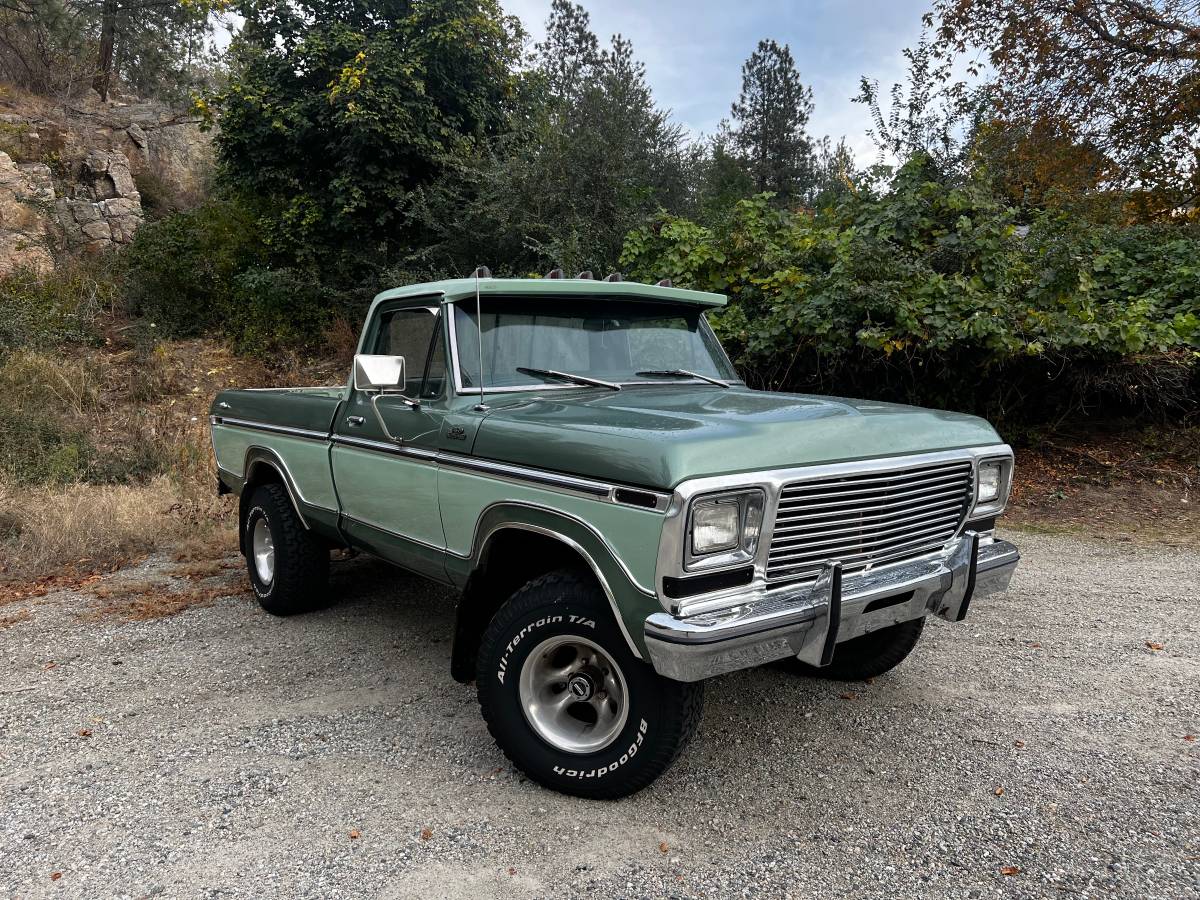 Ford-F150-custom-1978-5