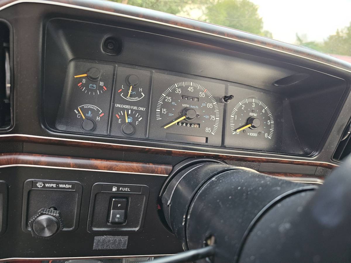 Ford-F150-xlt-1989-12