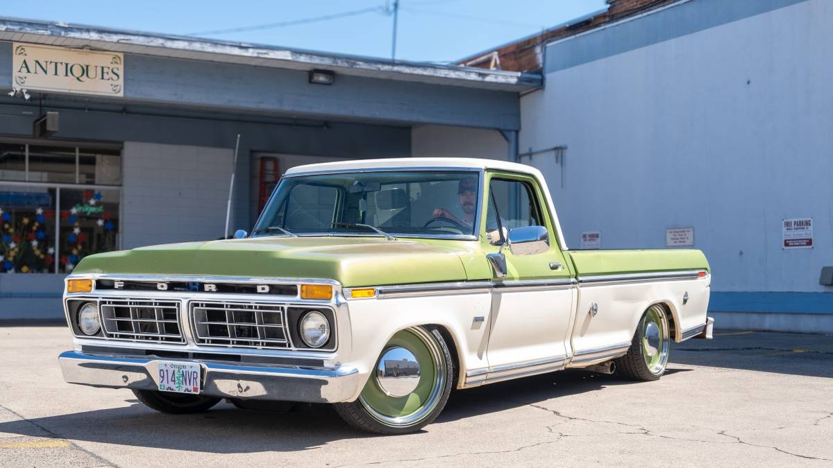 Ford-F250-1976-1