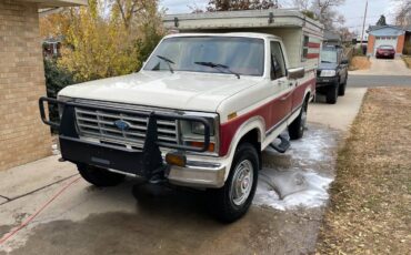 Ford-F250-lariat-1985