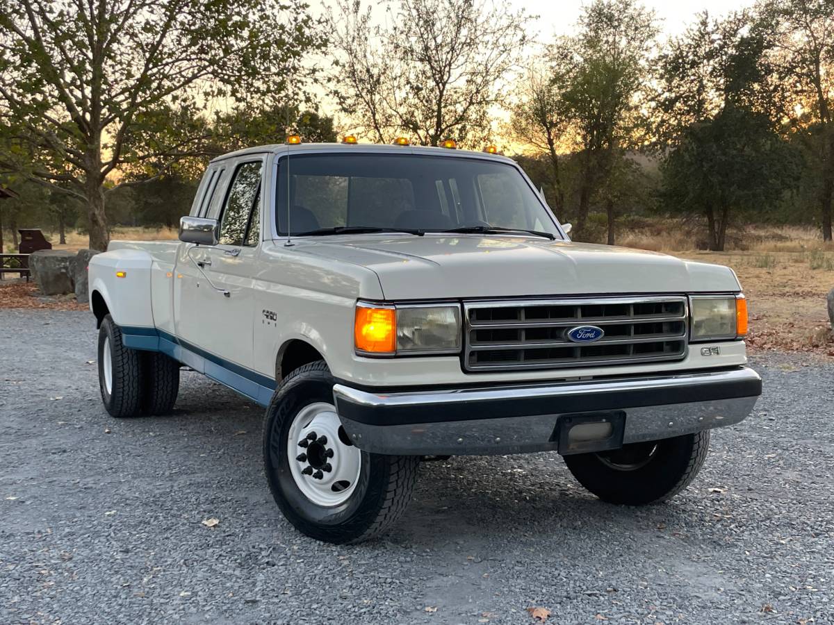 Ford-F350-1989-1