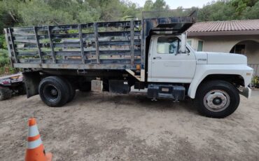 Ford-F700-1988-2