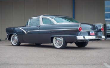 Ford-Fairlane-1955-1