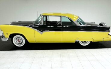 Ford-Fairlane-1955-1