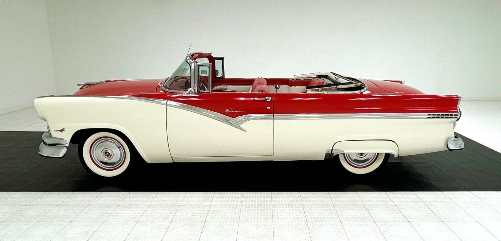 Ford-Fairlane-Cabriolet-1956-3