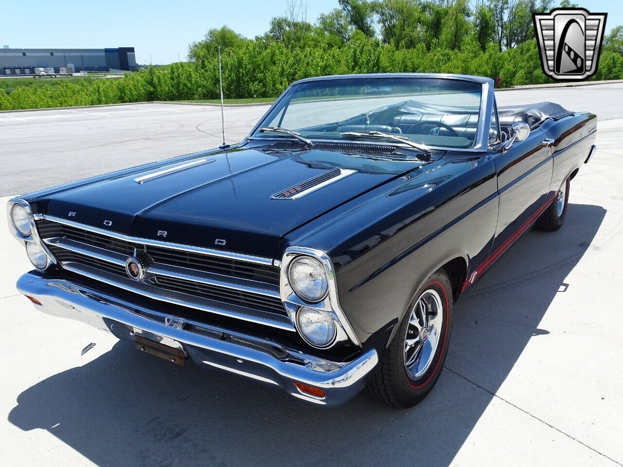 Ford-Fairlane-Cabriolet-1966-2