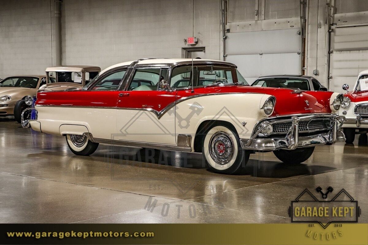 Ford Fairlane Coupe 1955 à vendre