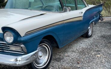 Ford-Fairlane-Coupe-1957-11