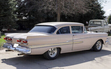 Ford-Fairlane-Coupe-1958-7