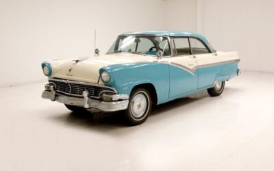 Ford Fairlane Fordor 1956