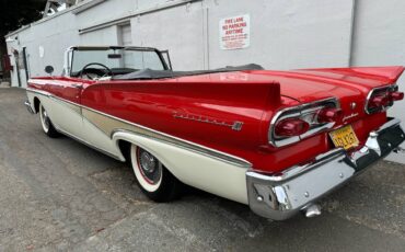 Ford-Fairlane-sunliner-1955-2