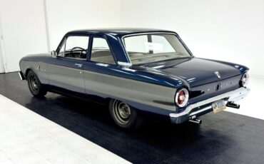 Ford-Falcon-Berline-1963-2