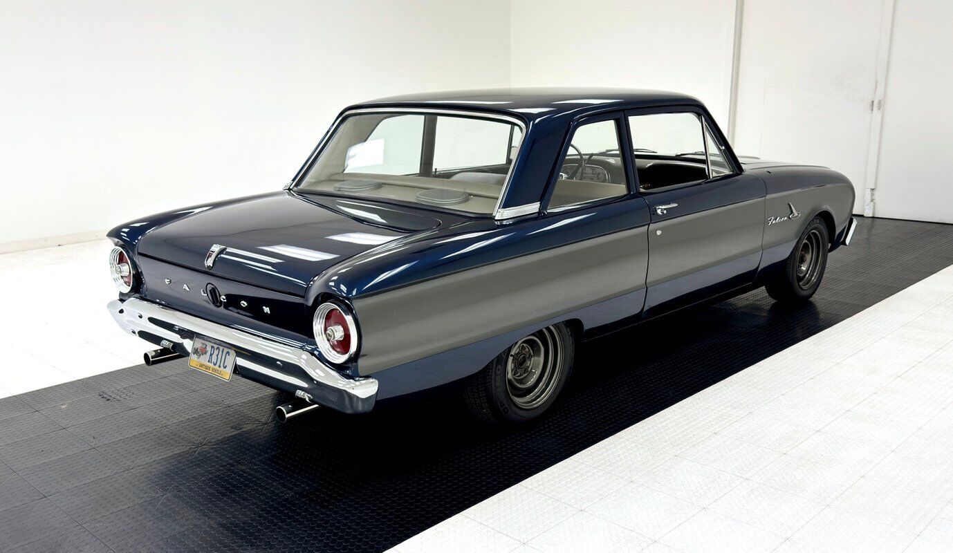 Ford-Falcon-Berline-1963-4