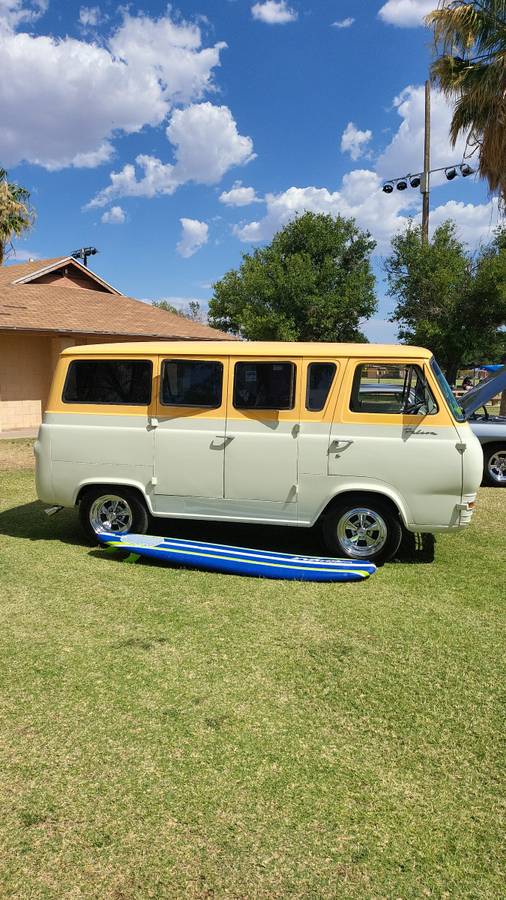 Ford-Falcon-van-1963-4