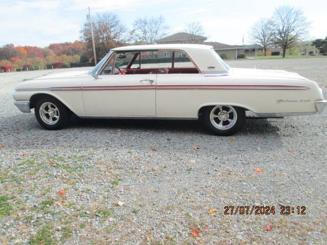 Ford-Galaxie-1962-1