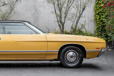 Ford-Galaxie-1971-9