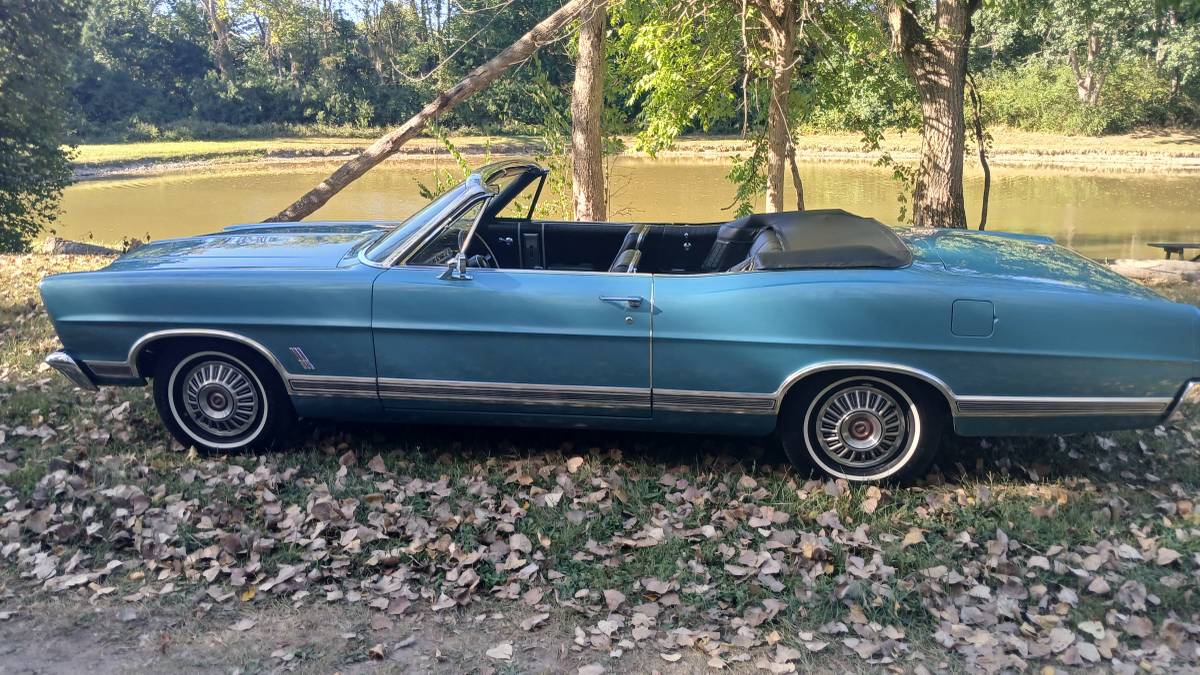 Ford-Galaxie-500-1967-4