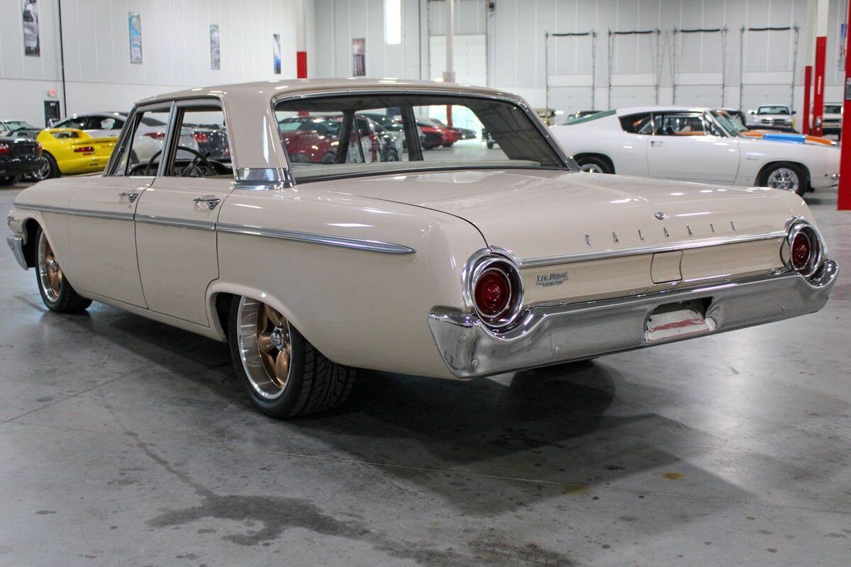 Ford-Galaxie-Berline-1962-2