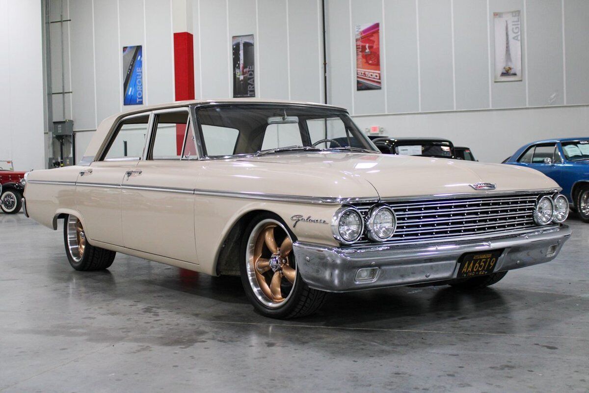 Ford-Galaxie-Berline-1962-6