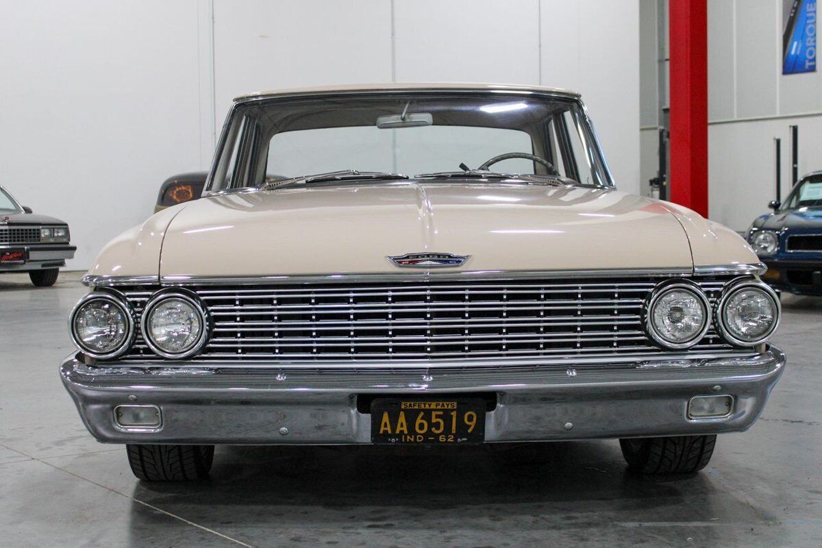 Ford-Galaxie-Berline-1962-7