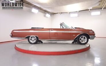 Ford-Galaxie-Sunliner-1962-3