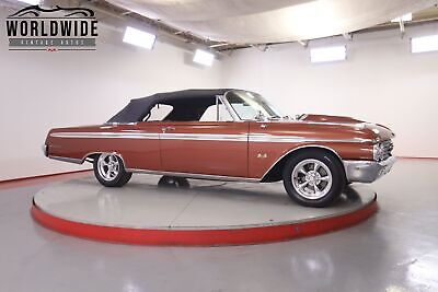 Ford-Galaxie-Sunliner-1962-7