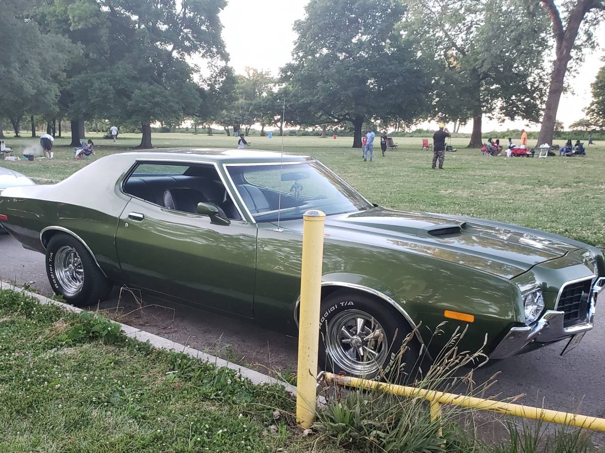 Ford-Gran-torino-1972-4