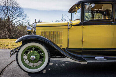 Ford-Model-A-Coupe-1930-3