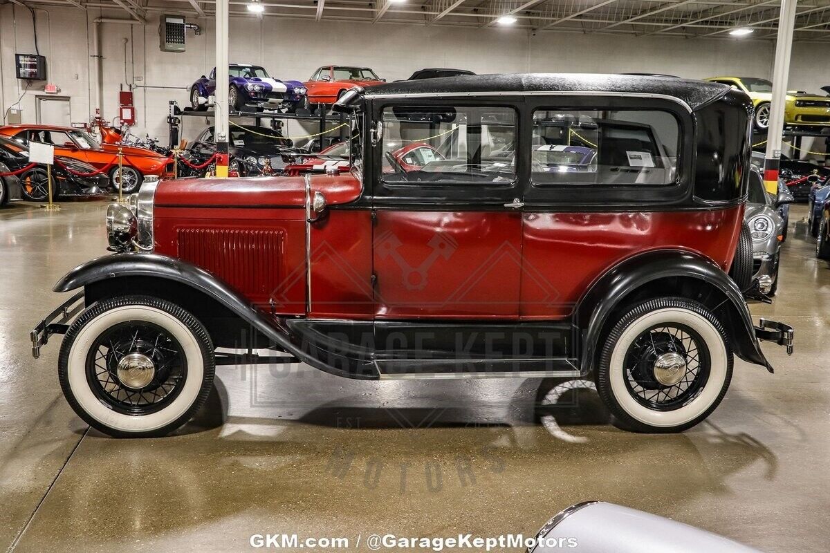 Ford-Model-A-Coupe-1930-9