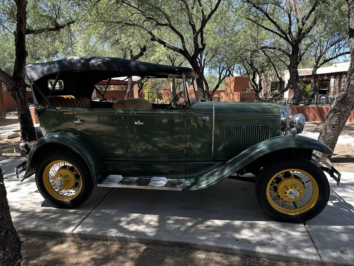 Ford-Model-a-phaeton-1930-2