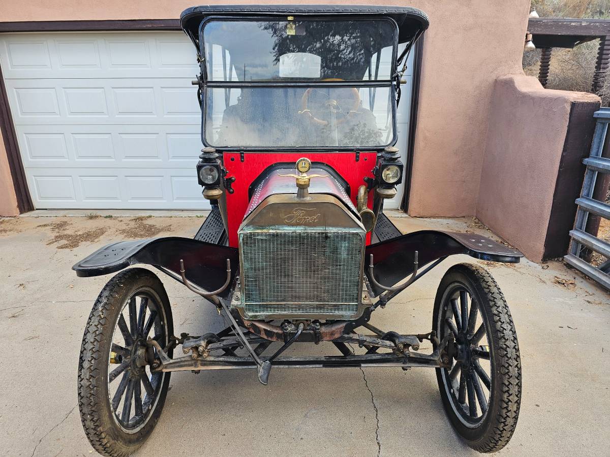 Ford-Model-t-1913-3