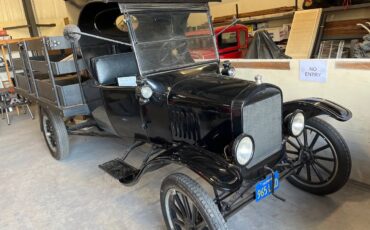 Ford-Model-t-delivery-truck-1925