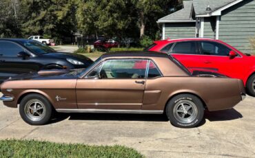 Ford-Mustang-1961-2