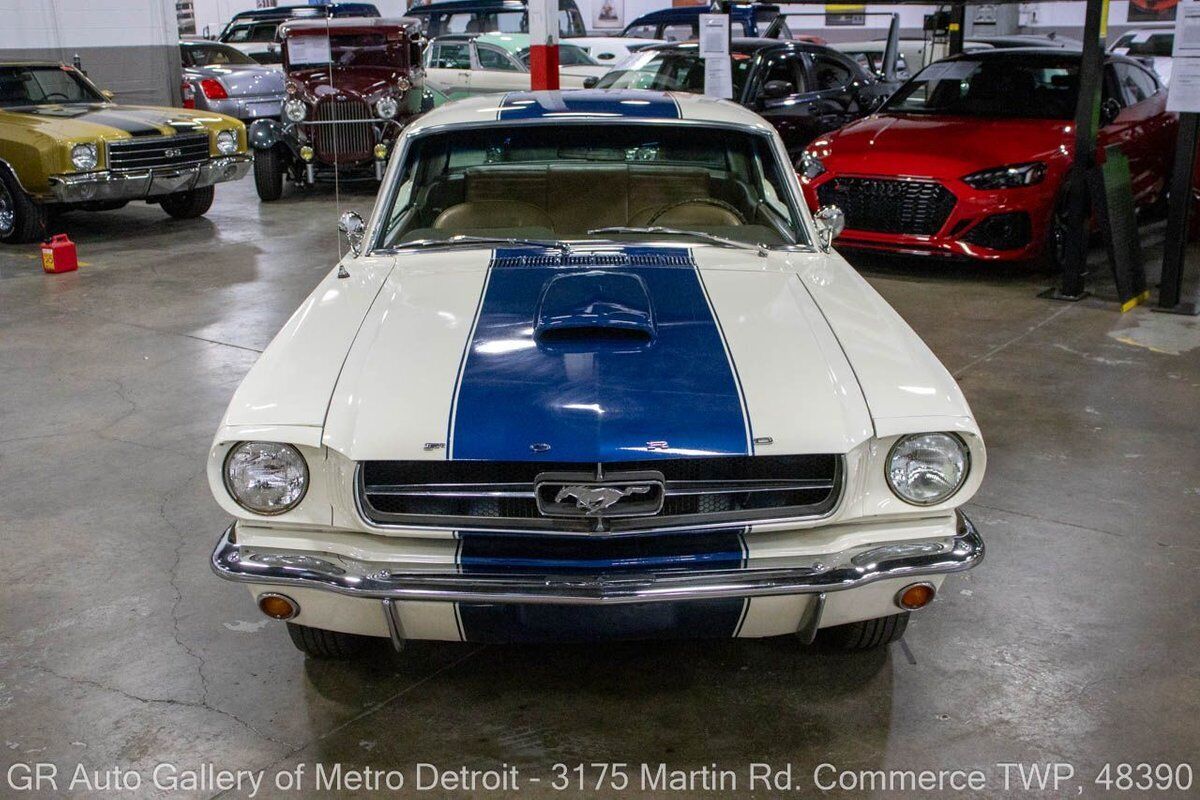 Ford-Mustang-1965-10