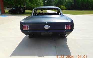 Ford-Mustang-1965-10