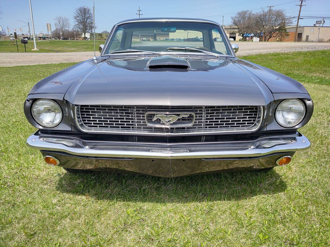 Ford-Mustang-1965-2