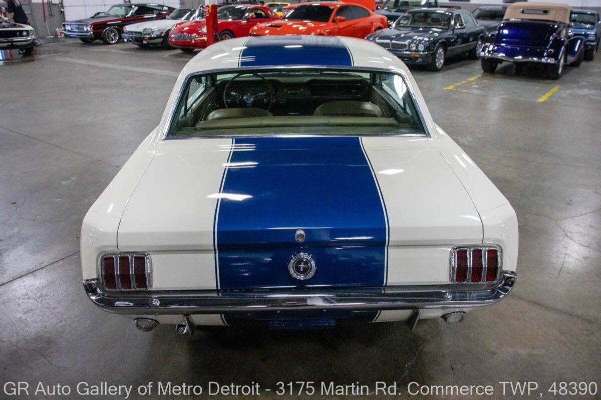 Ford-Mustang-1965-4