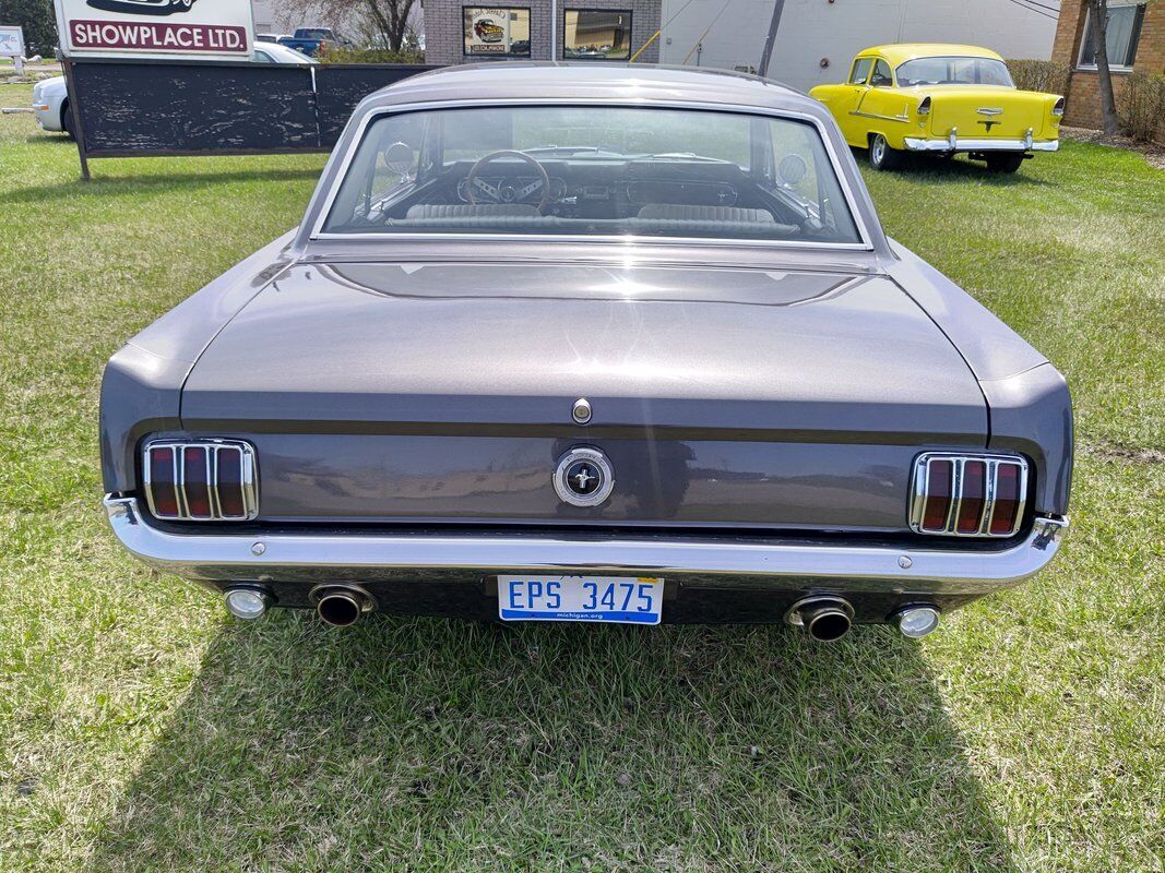 Ford-Mustang-1965-6